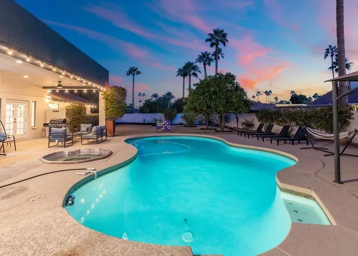 Holiday home Sdaletreehouse Pool Gameroom Firepit *