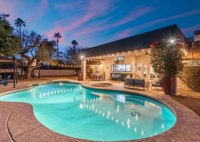 Holiday home Sdaletreehouse Pool Gameroom Firepit *