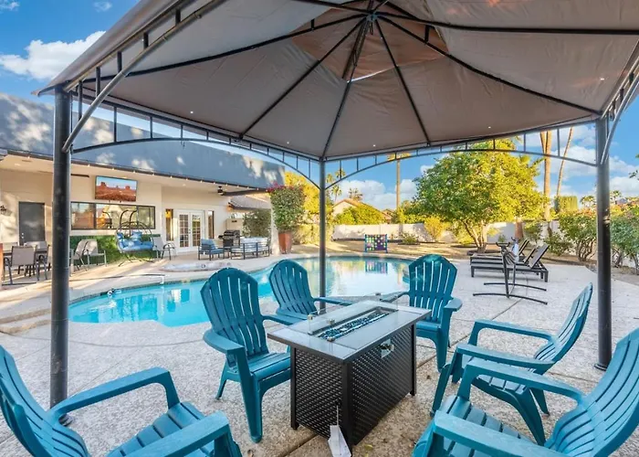 Sdaletreehouse Pool Gameroom Firepit Holiday home
