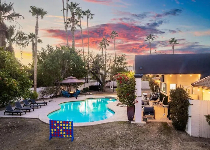 Sdaletreehouse Pool Gameroom Firepit Holiday home
